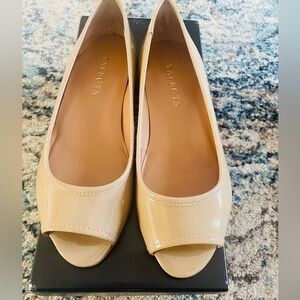 Talbots Women's Beige Patent Peep Toe Heels